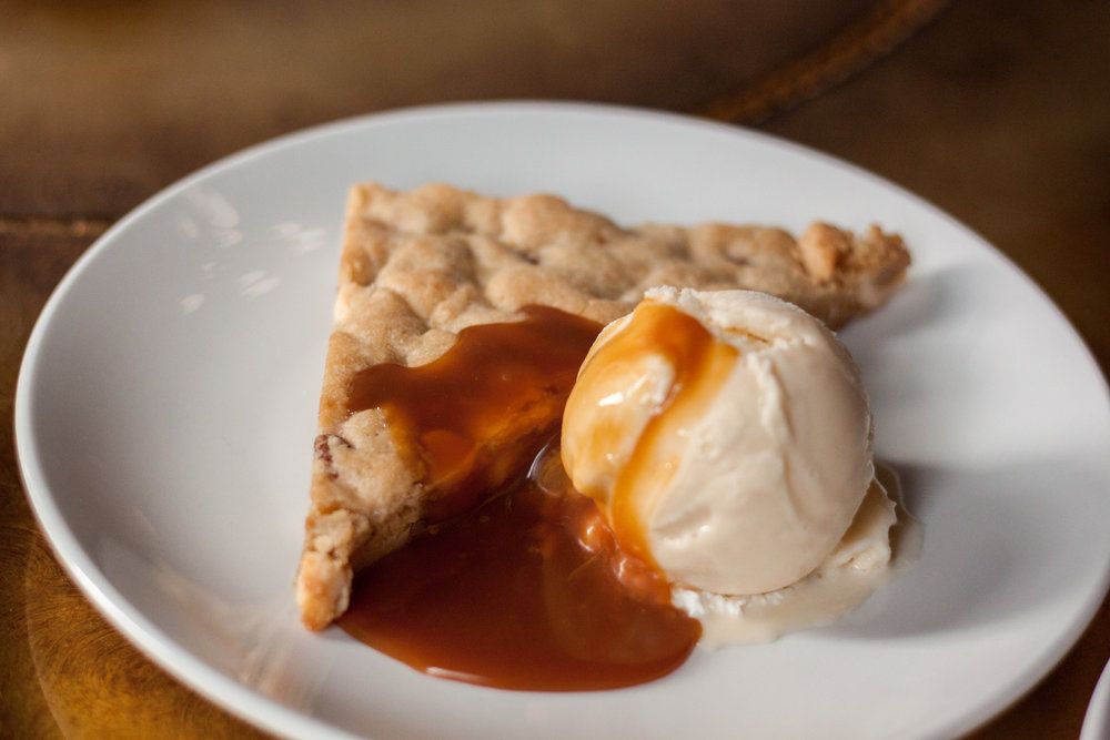 The Blondie – pecans, white chocolate and cinnamon ice cream