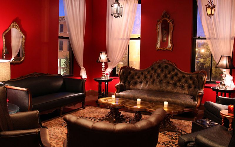 Baileys’ upstairs lounge with leather sofas